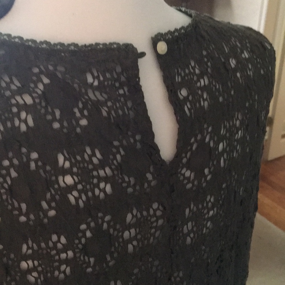 Top - Picture 4 of 5